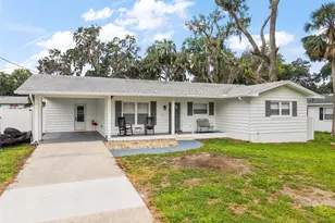 1417 Park Dr, Leesburg, FL 34748 - Photo 1