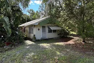 560 Owens Ln, Umatilla, FL 32784 - Photo 1