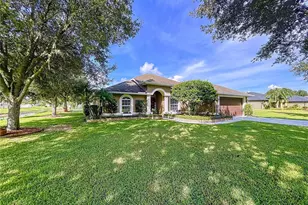 3329 Little Acre Ln, Plant City, FL 33566 - Photo 1