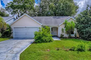 309 Chula Vista Ave, Lady Lake, FL 32159 - Photo 1