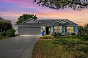 1739 Lakewood Dr, The Villages, FL 32162 - Photo 1