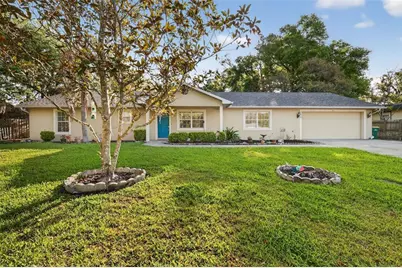 130 N Johns Street, Mount Dora, FL 32757 - Photo 1