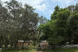 8661 E C 48, Center Hill, FL 33514 - Photo 1