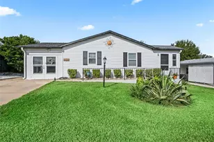 1208 Tarpon Ln, The Villages, FL 32159 - Photo 1