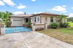 726 S 9th St, Leesburg, FL 34748 - Photo 1