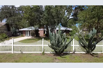 1208 Cr 463B, Lake Panasoffkee, FL 33538 - Photo 1