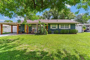 1422 Orange Ave, Tavares, FL 32778 - Photo 1