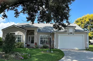 25313 Jasmine Ct, Leesburg, FL 34748 - Photo 1