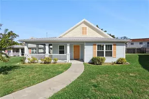 112 Turtle Run, Umatilla, FL 32784 - Photo 1