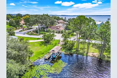 721 W Lakeshore Drive, Clermont, FL 34711 - Photo 1