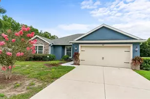 382 Lake St, Umatilla, FL 32784 - Photo 1