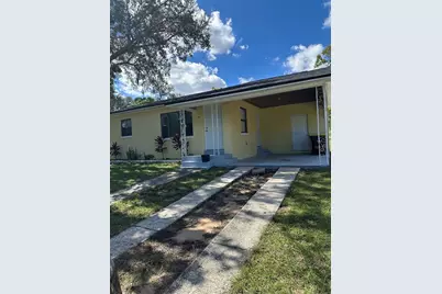 1136 S Grand Highway, Clermont, FL 34711 - Photo 1