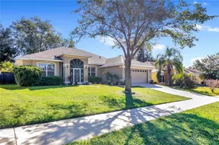 144 Lombard Cir, Clermont, FL 34711 - Photo 1