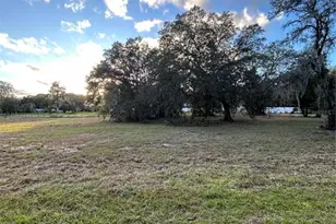 000 Fifth St, Lady Lake, FL 32159 - Photo 1