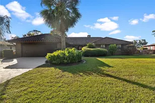 32119 Pike St, Tavares, FL 32778 - Photo 1