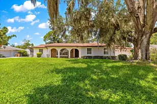 3052 Pine Cove Pl, Eustis, FL 32726 - Photo 1