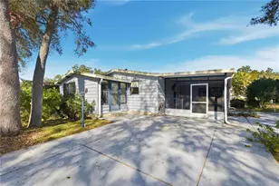 725 Camelia Ct, Lady Lake, FL 32159 - Photo 1