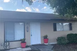 701 W Rosewood Ln, Tavares, FL 32778 - Photo 1