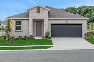 35424 Tuscan Hill Rd, Dade City, FL 33525 - Photo 1