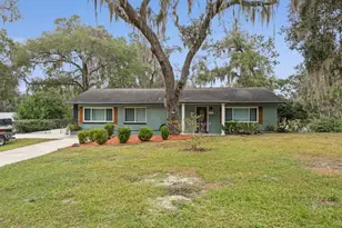 36149 E Spring Lake Blvd, Fruitland Park, FL 34731 - Photo 1