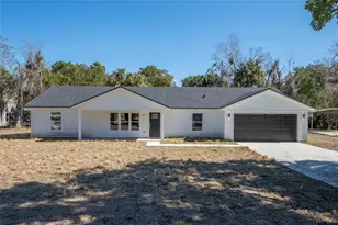911 N 14th St, Palatka, FL 32177 - Photo 1