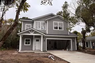 1307 Ocean St, Palatka, FL 32177 - Photo 1