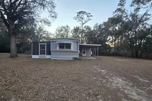 440 Alma St, Lady Lake, FL 32159 - Photo 1