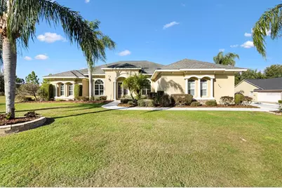 527 Dowling Circle, Lady Lake, FL 32159 - Photo 1
