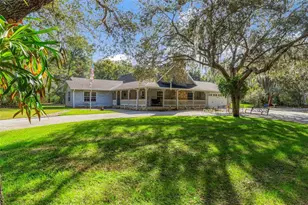 5100 Griffin View Dr, Lady Lake, FL 32159 - Photo 1