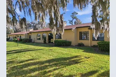 1111 Lakeshore Drive #C4, Eustis, FL 32726 - Photo 1