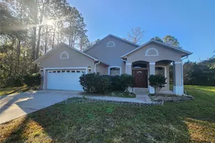 1748 Hickory Ridge Dr, Fruitland Park, FL 34731 - Photo 1