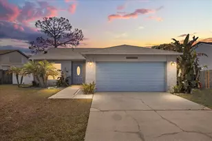 8954 Valencia Gardens Dr, Orlando, FL 32825 - Photo 1