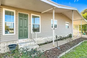 1405 Skyline Ct, Tavares, FL 32778 - Photo 1