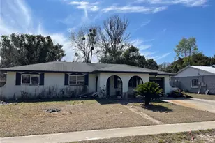 2710 Lakewood Ln, Eustis, FL 32726 - Photo 1