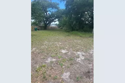 E Jackson Avenue, Mount Dora, FL 32757 - Photo 1