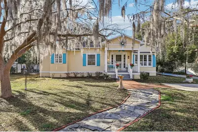 832 E 9th Avenue, Mount Dora, FL 32757 - Photo 1