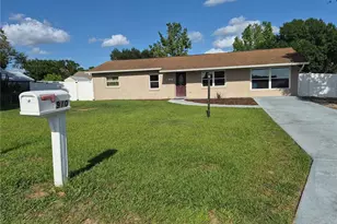 910 Druid Pl, Tavares, FL 32778 - Photo 1