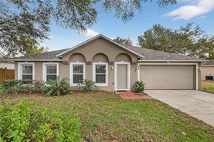 615 Briarcliff Rd, Eustis, FL 32726 - Photo 1
