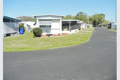 212 Rue De Pont, Tavares, FL 32778 - Photo 1