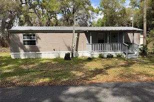 654 NW 6th Ave, Webster, FL 33597 - Photo 1