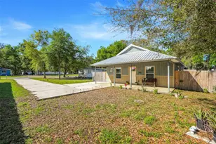 342 NW 9th Ave, Webster, FL 33597 - Photo 1