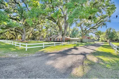 26721 Bloomfield Avenue, Yalaha, FL 34797 - Photo 1