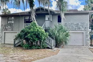1045 N Cres Dr, Crystal River, FL 34429 - Photo 1
