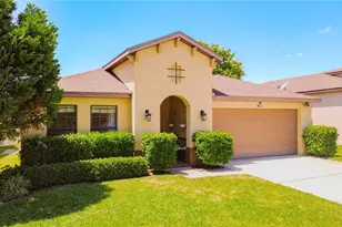 915 Arbor Pointe Ave, Minneola, FL 34715 - Photo 1