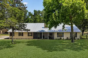 11241 Em En El Grove Rd, Leesburg, FL 34788 - Photo 1