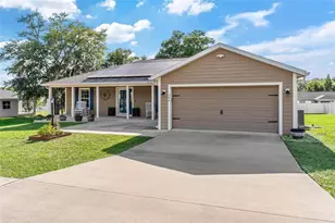 326 Woodland Trl, Lady Lake, FL 32159 - Photo 1