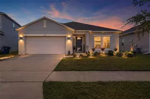 1115 Calico Pointe Cir, Groveland, FL 34736 - Photo 1