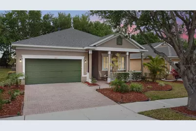 135 Crepe Myrtle Dr, Groveland, FL 34736 - Photo 1