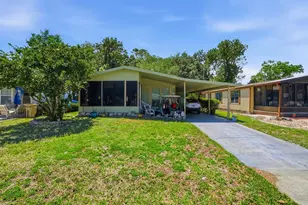 320 Westwood Dr, Leesburg, FL 34748 - Photo 1