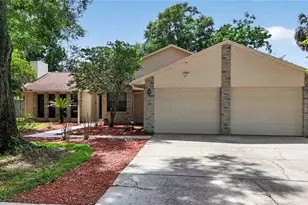 207 Pinecrest Rd, Mount Dora, FL 32757 - Photo 1